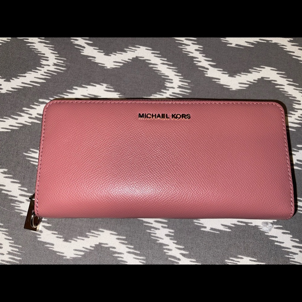 Michael Kors blush pink leather wallet